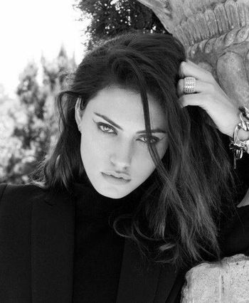 Phoebe Tonkin