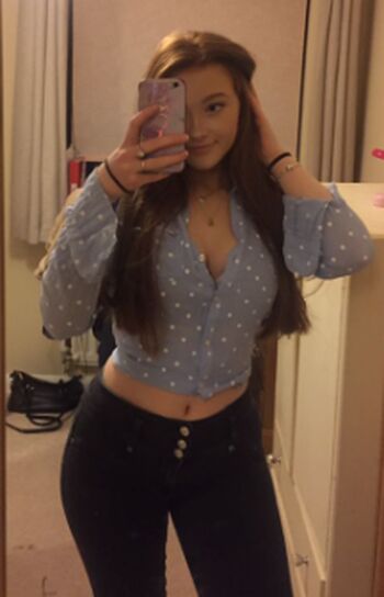 phoebeisginger