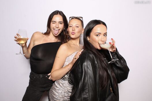 Photobox Flashes