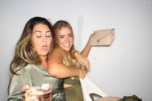 Photobox Flashes