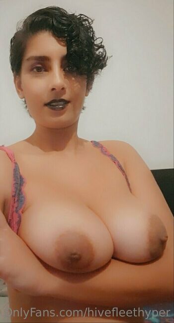 pinkhivequeen