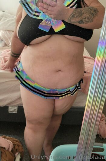 pinkpolaaa