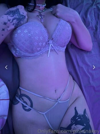 Pinksnakey