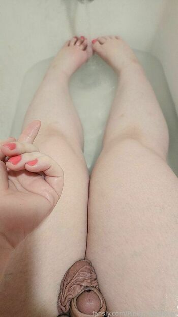 pinkylikes2play