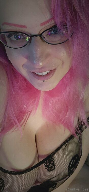 pinkys_toes