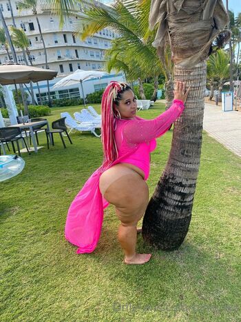 pinkyxxx