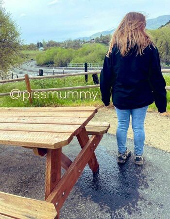 pissmummy