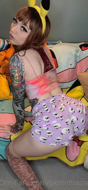 Pkmnmasterholly