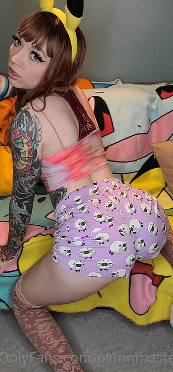 Pkmnmasterholly