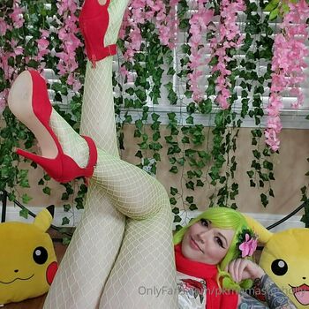 Pkmnmasterholly