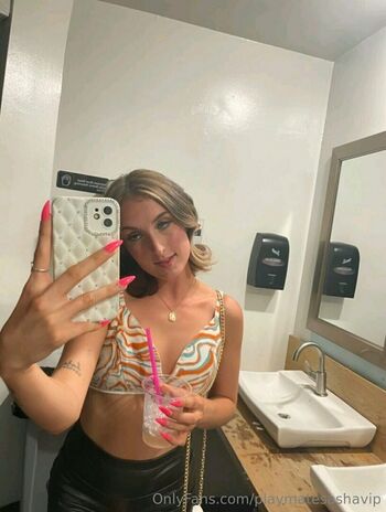 PlaymateSashaVIP