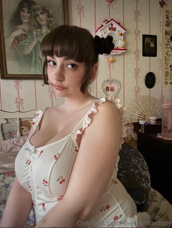 porcelainmilkbottle