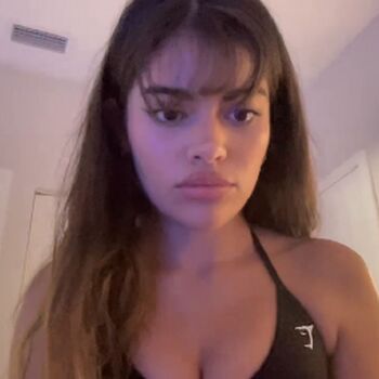 poutyselenaa