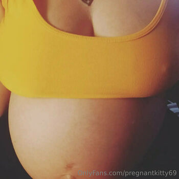 pregnantkitty69
