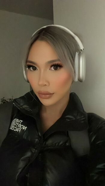 Pretty Boobs