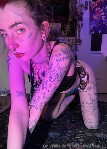 prettylittlefreak13