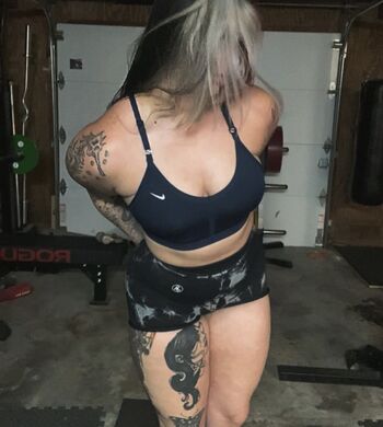 Professionalweakgirl