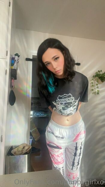 puppygirlxo