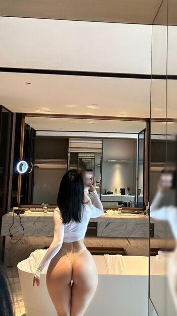 俏妞qiaoniuTT