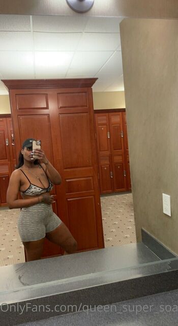 queen_super_soaker