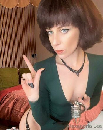 queenbeealexandrialee