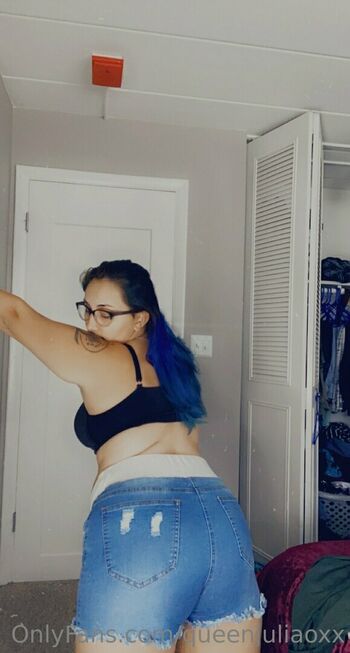 queenjuliaoxx