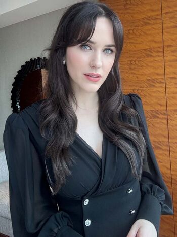 Rachel Brosnahan