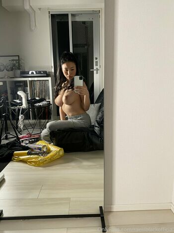 RaeLilBlack