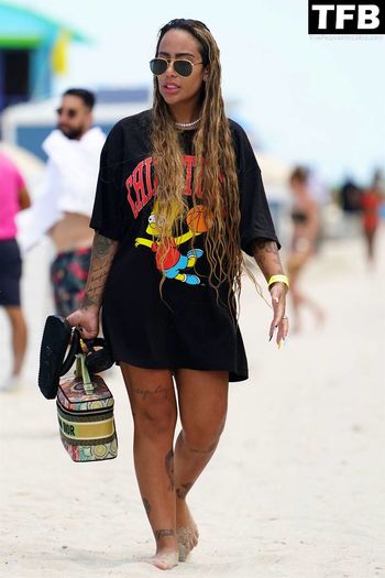 Rafaella Santos