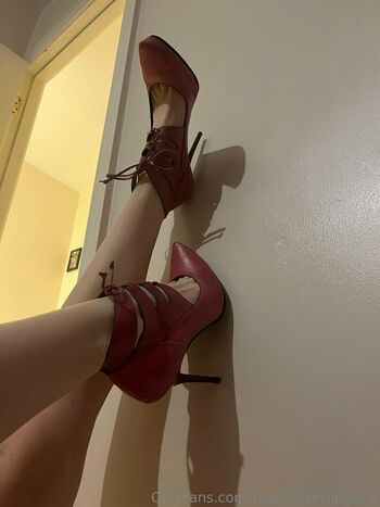 ravenloveslingerie