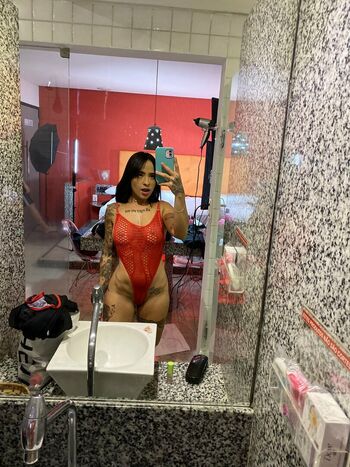 rayanenas__