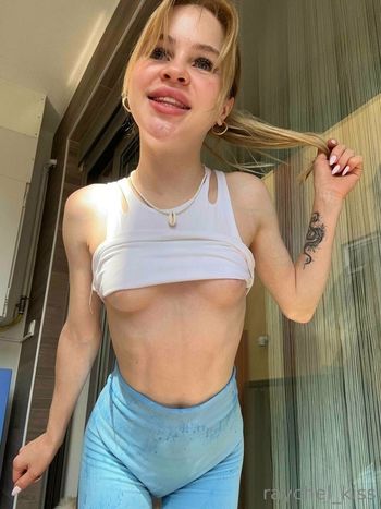 raychel_kiss