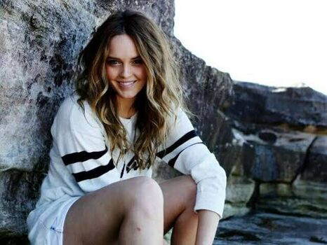 Rebecca Breeds