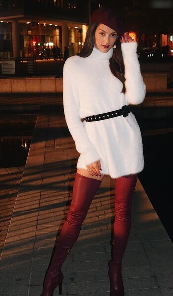 Rebecca Mir