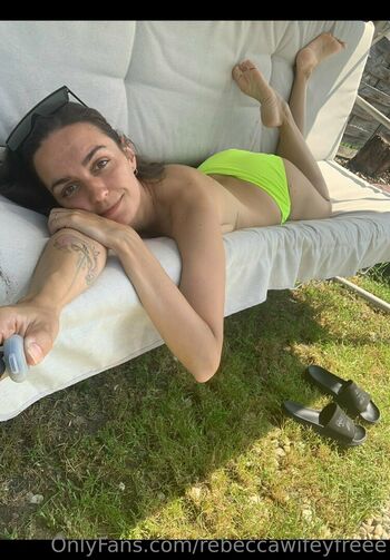 rebeccawifeyfreee