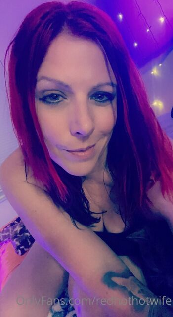 redhothotwife