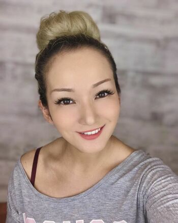 Reina Scully