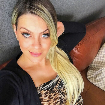 Renata Fan