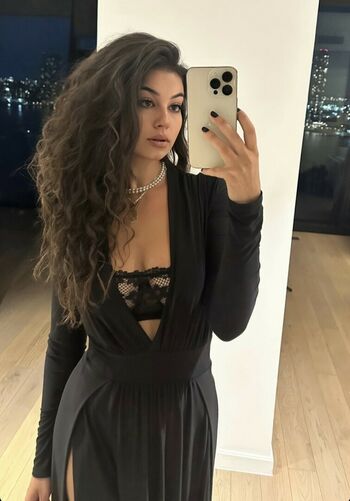 Reneé Monaco