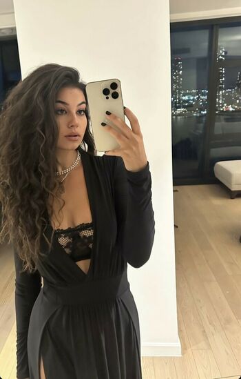 Reneé Monaco