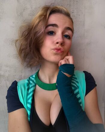 Rerenga Cosplay
