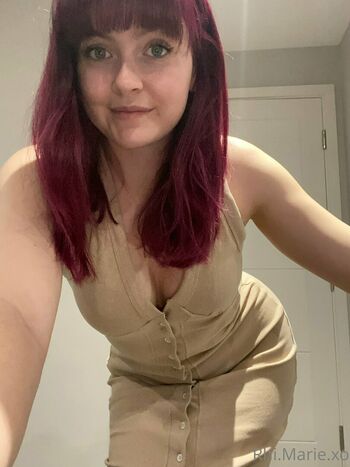 rhimarie_xo