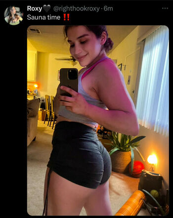 Righthookroxy