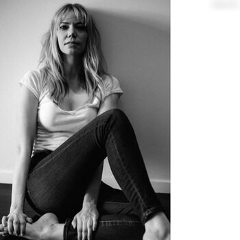 Riki Lindhome