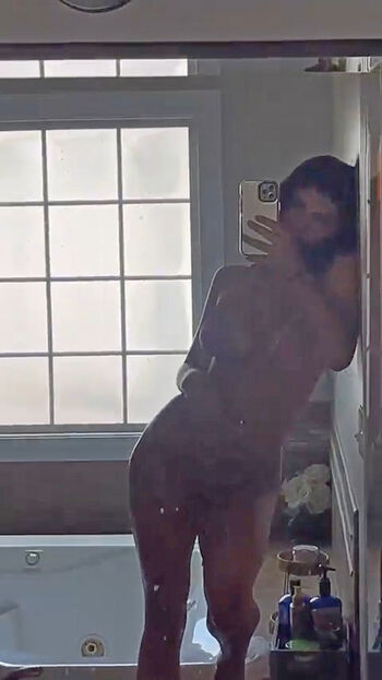 Riley L