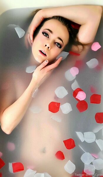 rileycyriis_vip