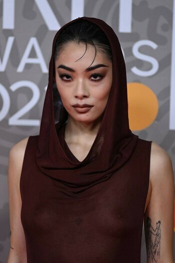 Rina Sawayama