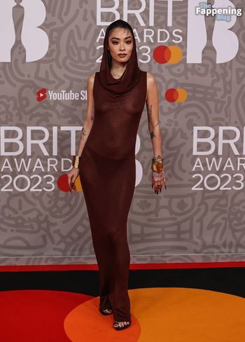 Rina Sawayama