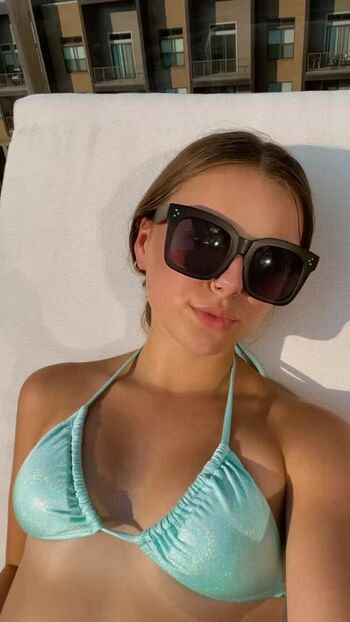 Rio Lilly
