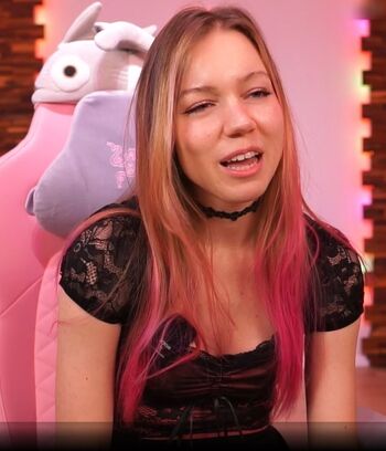 Roflgirl_